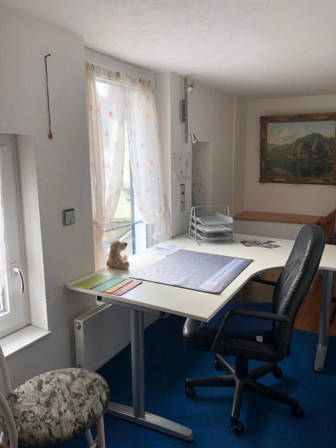 Doppelzimmer Dachgeschoss, Schnelles Wlan, Arbeitsplatz Und Garten Winningen Extérieur photo